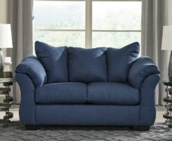 Darcy Blue Loveseat