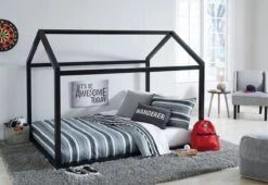 Flannibrook Full House Bed Frame (Black)