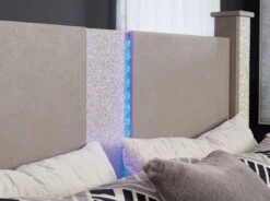 Surancha Poster Bed -Signature Design by Ashley B1145 68 LED 2