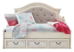 Realyn Daybed Bedroom Set -Signature Design by Ashley B743 80 60 daybed 5