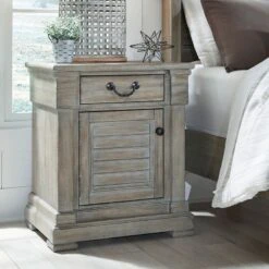 Moreshire Nightstand