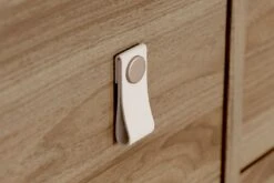 Aprilyn Honey Six Drawer Dresser -Signature Design by Ashley EB1187 231 dresser 4