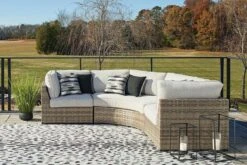 Calworth 3-Piece Outdoor Sectional
